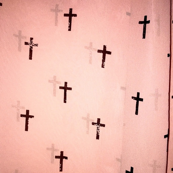 Decree button down blouse! - Picture 3 of 4